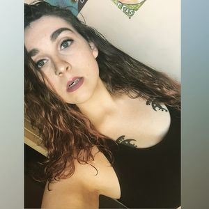 Meet your Posher, Rebecca